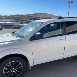 DODGE JOURNEY SE - 2