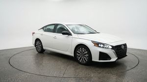 صورة 1 لـ 2025 Nissan ALTIMA SV