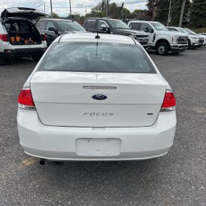 FORD FOCUS SE - 7