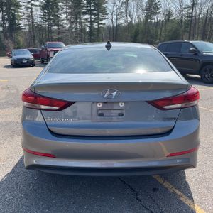 HYUNDAI ELANTRA VALUE EDITION - 7