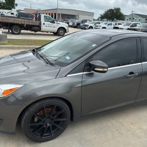 FORD FOCUS TITANIUM - 2