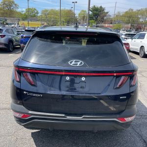 HYUNDAI TUCSON SEL - 7