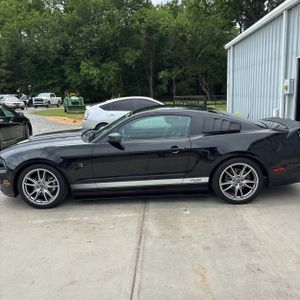 FORD MUSTANG V6 - 3
