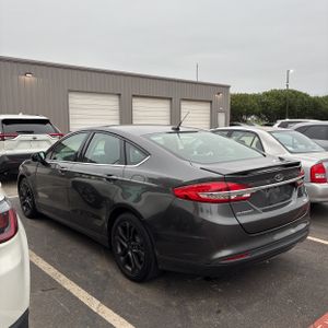 FORD FUSION SE - 3