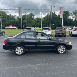 NISSAN SENTRA 1.8S - 10