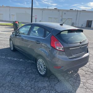 FORD FIESTA TITANIUM - 5