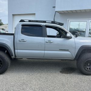 صورة 11 لـ 2018 Toyota TACOMA TRD OFF-ROAD