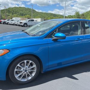 FORD FUSION SE - 2