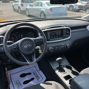 2018 KIA SORENTO LX — миниатюра 38