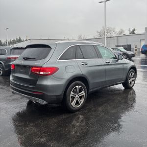 MERCEDES-BENZ GLC - 8