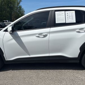HYUNDAI KONA SEL - 4