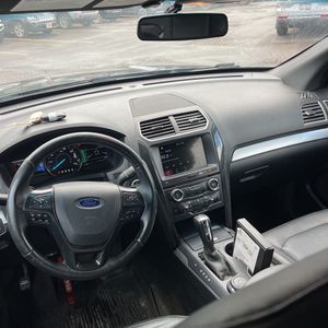 صورة مصغرة 36 لـ 2017 FORD EXPLORER XLT
