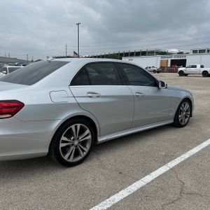 MERCEDES-BENZ E-CLASS - 9