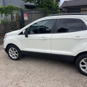 FORD ECOSPORT SE - 3