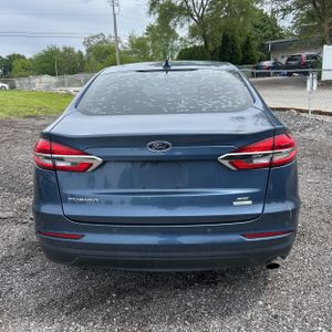 FORD FUSION SE - 7