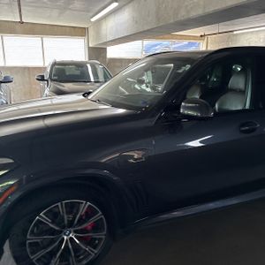صورة 2 لـ 2022 BMW X5 XDRIVE45E