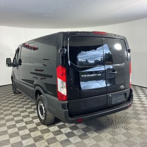 FORD TRANSIT 150 - 4