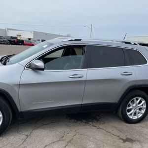 JEEP CHEROKEE LATITUDE - 4