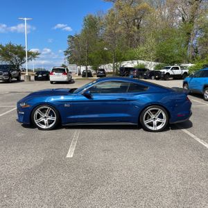 FORD MUSTANG GT PREMIUM - 3