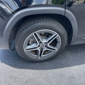 2021 Mercedes-BENZ GLB 缩略图 19