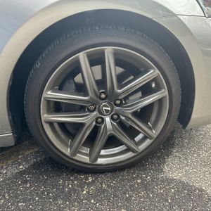 2019 Lexus IS 300 BASE — фото 20