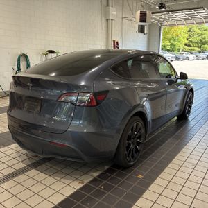 TESLA MODEL Y LONG RANGE - 7