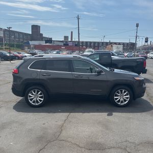 JEEP CHEROKEE LIMITED - 10