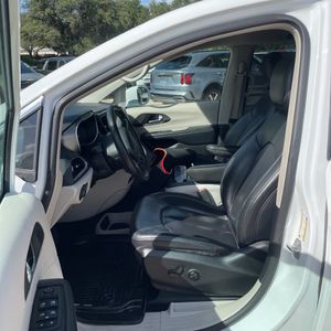2022 Chrysler PACIFICA TOURING L — миниатюра 31
