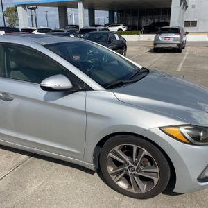 صورة 13 لـ 2017 Hyundai ELANTRA LIMITED