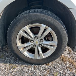 2011 Chevrolet EQUINOX LS 照片 20