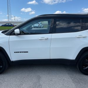 صورة 4 لـ 2021 JEEP COMPASS ALTITUDE
