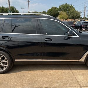 2025 BMW X7 XDRIVE40I — фото 11