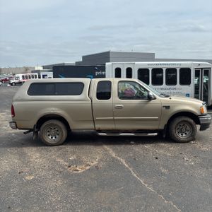 FORD F-150 XLT - 10