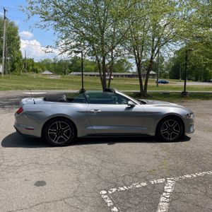 FORD MUSTANG ECOBOOST PREMIUM - 10