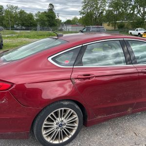 FORD FUSION SE - 9