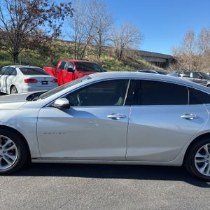 CHEVROLET MALIBU LT - 4