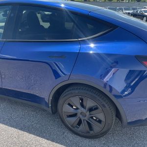 TESLA MODEL Y LONG RANGE - 6