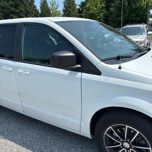 2015 Dodge GRAND CARAVAN SE — миниатюра 11