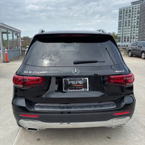 MERCEDES-BENZ GLB - 7