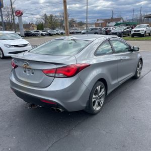 HYUNDAI ELANTRA COUPE BASE - 8