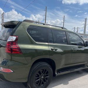 صورة 9 لـ 2022 Lexus GX 460 BASE