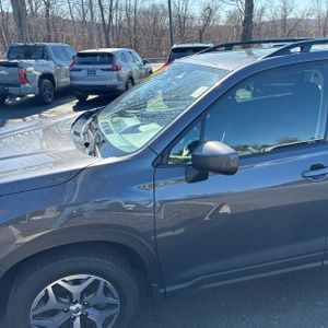 SUBARU FORESTER PREMIUM - 2