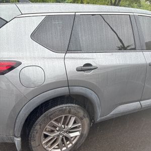 صورة 9 لـ 2023 Nissan ROGUE S