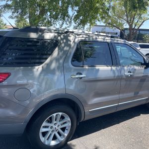 2013 FORD EXPLORER XLT 照片 9