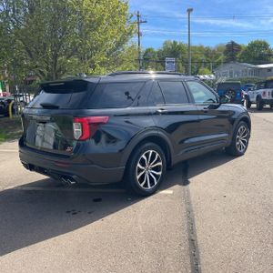 FORD EXPLORER ST - 8