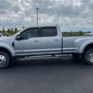 صورة 4 لـ 2020 FORD F-450 XLT