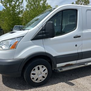 FORD TRANSIT 250 - 2
