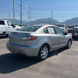 2013 Mazda MAZDA3 I SV 照片 8