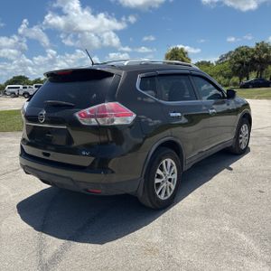 صورة 8 لـ 2015 Nissan ROGUE SV