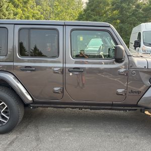 2025 JEEP WRANGLER SAHARA 缩略图 11